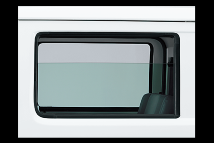carlineup_liteacevan_equip_comfort_1_02_lb