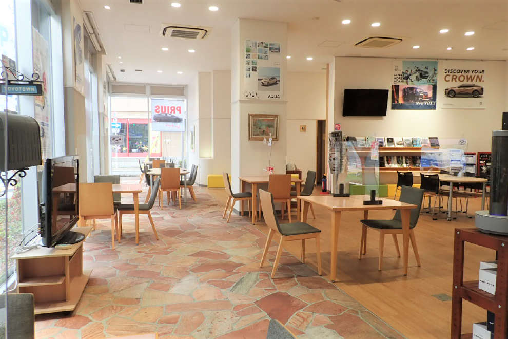 YB　店内２